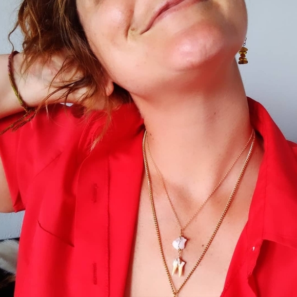 Arkansas Quartz and Deer Tooth Necklace - Picture 6 of 7